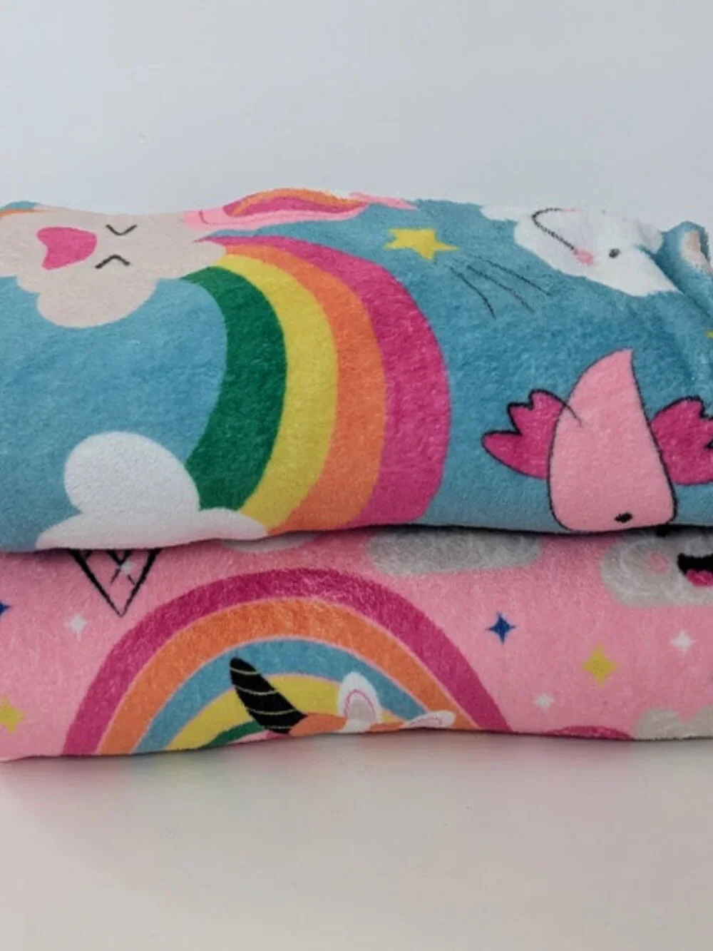 Lot of 2 Kids Unicorn Rainbow Round Fleece Blankets 60